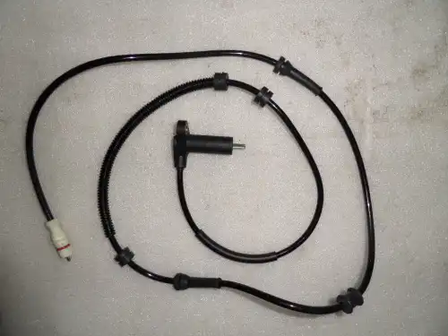 Датчик ABS MAGTECHNIC MAG3477