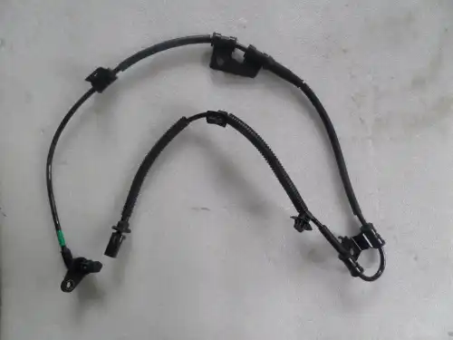Датчик ABS MAGTECHNIC MAG3283