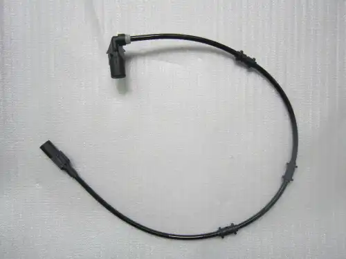 Датчик ABS MAGTECHNIC MAG3658