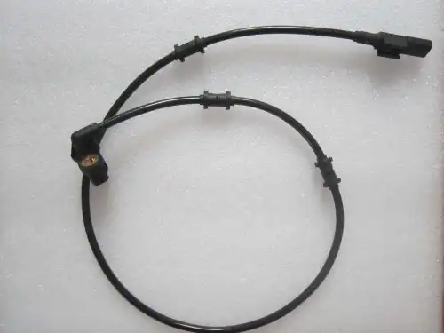 Датчик ABS MAGTECHNIC MAG3711