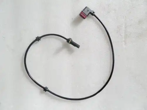Датчик ABS MAGTECHNIC MAG3039