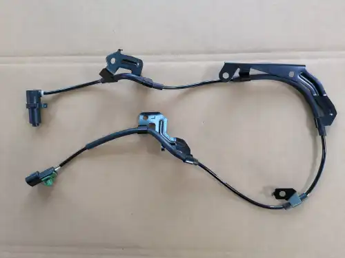 Датчик ABS MAGTECHNIC MAG3086