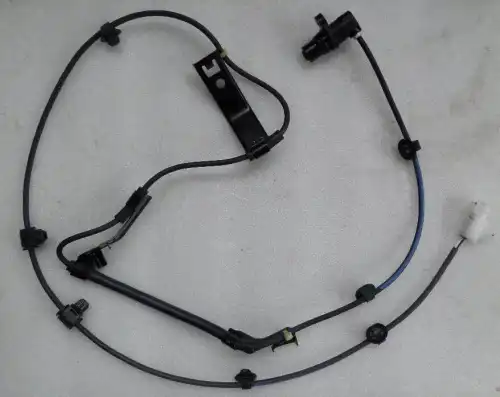 Датчик ABS MAGTECHNIC MAG3266