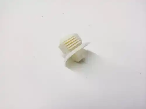 клипса\ VW Bora/Golf/Passat 97>/Polo 95-02 6N0867276 VAG