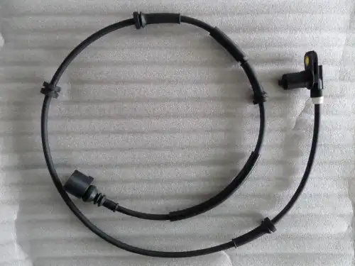 Датчик ABS MAGTECHNIC MAG3638