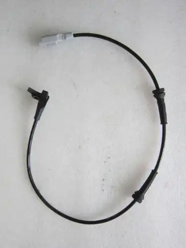 Датчик ABS MAGTECHNIC MAG3818
