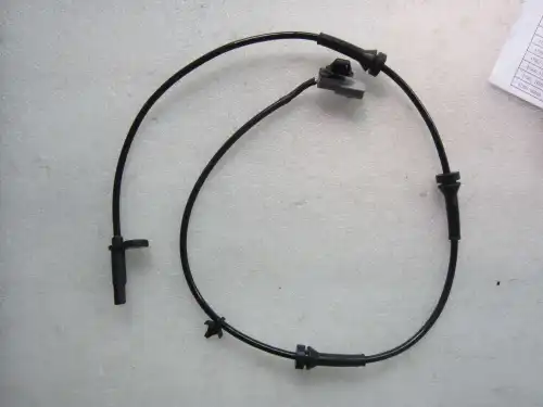 Датчик ABS MAGTECHNIC MAG3864