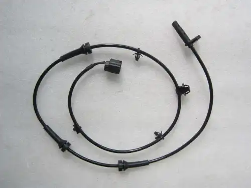 Датчик ABS MAGTECHNIC MAG3865