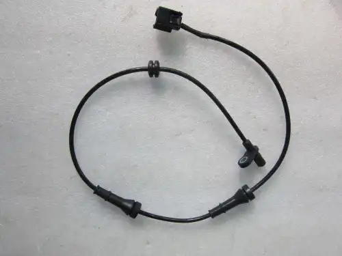 Датчик ABS MAGTECHNIC MAG3866