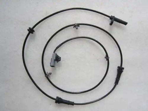 Датчик ABS MAGTECHNIC MAG3867