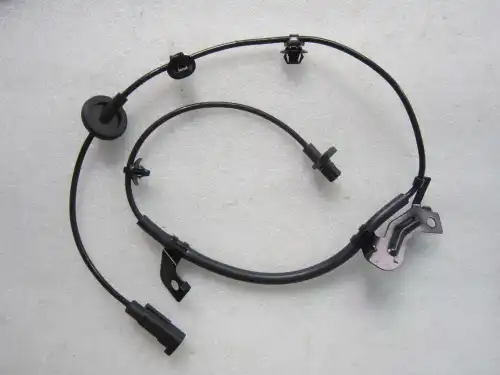 Датчик ABS MAGTECHNIC MAG3869