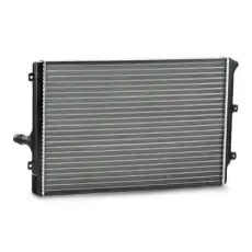 Радиатор системы охлаждения двигателя RIDEX 470R0012