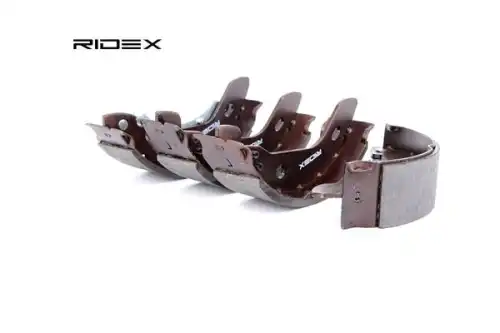 Комплект тормозных колодок 70B0165 RIDEX
