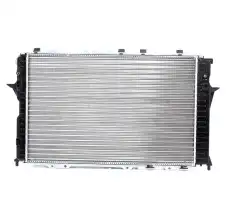 Радиатор системы охлаждения двигателя RIDEX 470R0445