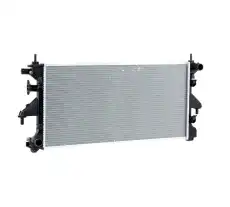 Радиатор системы охлаждения двигателя RIDEX 470R0331