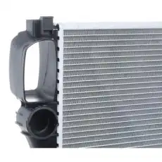 Радиатор системы охлаждения двигателя RIDEX 470R0536