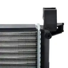 Радиатор системы охлаждения двигателя RIDEX 470R0132