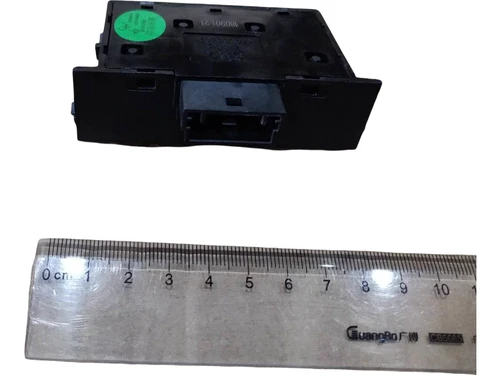 7045068600 ВЫКЛЮЧАТЕЛЬ SX11 GEELY