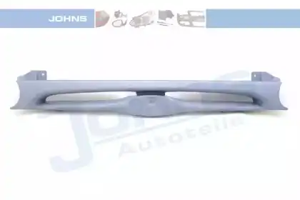 Решетка радиатора JOHNS 32 16 05