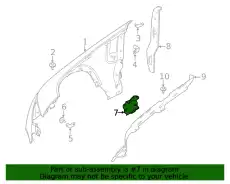 BRACKET - FENDER MOUNTING LR132203 LAND ROVER