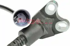 Датчик ABS METZGER 900825