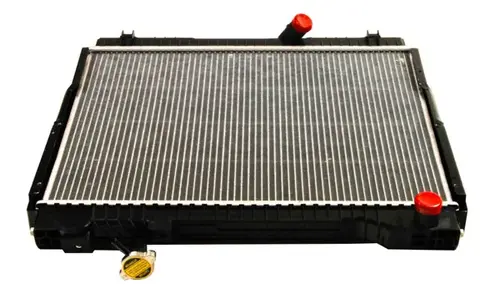 Радиатор системы охлаждения двигателя MAXGEAR AC228381