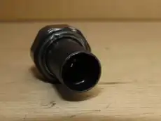 9475037000 ДАТЧИК ДАВЛЕНИЯ МАСЛА KIA