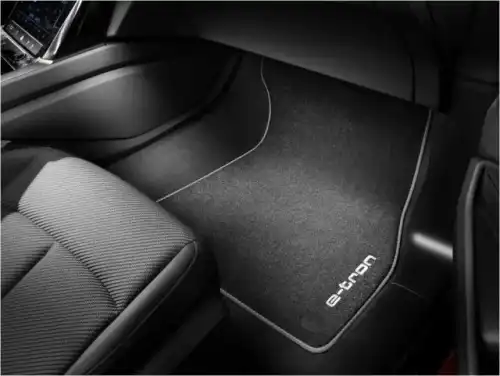 Коврики в салон VAG 4KL061275  MNO