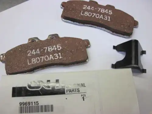 Тормозные колодки барабанные CNH 9969115
