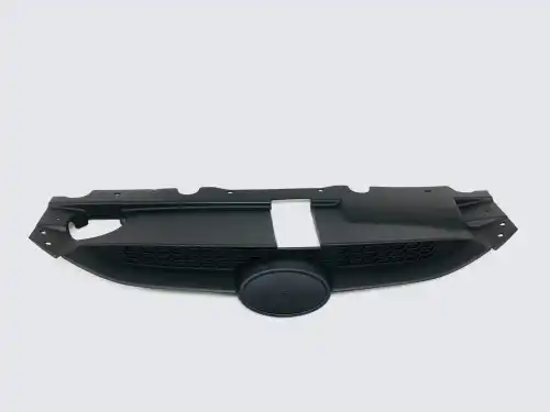 Решетка радиатора UKORAUTO U0517008