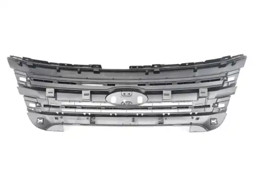 BB5Z-8A284-AA-DCR Кронштейн крепления решётки радиатора Ford Explorer 2011-2015 DOCAR