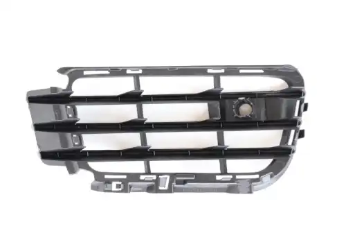 Решетка радиатора DOCAR 7P68546619B9-DCR