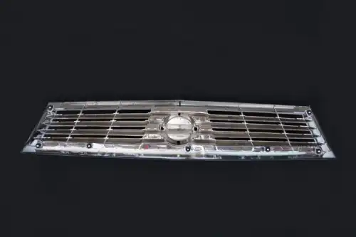 Решетка радиатора DOCAR 623109W50A-DCR