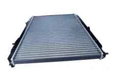 Радиатор системы охлаждения двигателя MAXGEAR AC230067