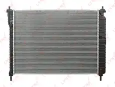 Радиатор системы охлаждения двигателя LYNXAUTO RB-2948