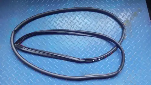 Уплотнитель двери HAVAL 6107016AK00XB