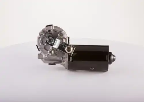 Двигатель стеклоочистителя F 006 B20 021 BOSCH