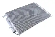 Радиатор кондиционера (конденсатор) STELLOX 10-45835-SX