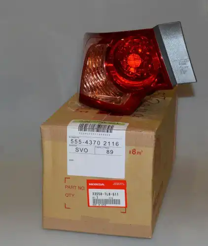 Фонарь задний HONDA 33550TL0G11