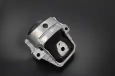 Подушка крепления двигателя DOCAR 8R0198381L-DCR