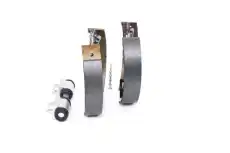 Тормозные колодки барабанные BOSCH 0 204 114 657