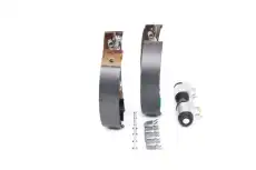 Тормозные колодки барабанные BOSCH 0 204 114 657