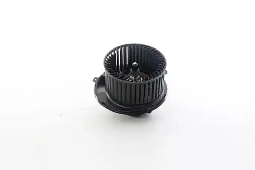 Вентилятор отопителя BSG BSG 90-845-005