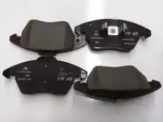 Тормозные колодки дисковые VAG 5C0698151A