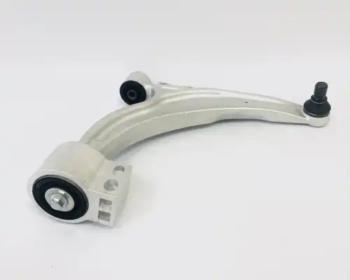 Рычаг подвески UKORAUTO U0605001R