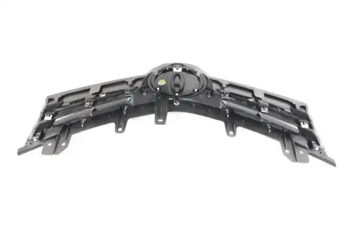 Решетка радиатора DOCAR 1K0853677C-DCR
