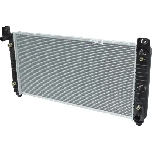 Радиатор системы охлаждения двигателя UAC RA2370C