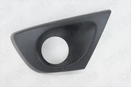Решетка бампера OEM OEM1331R
