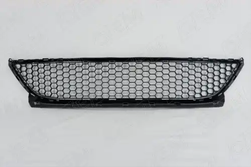 Решетка бампера OEM OEM3685
