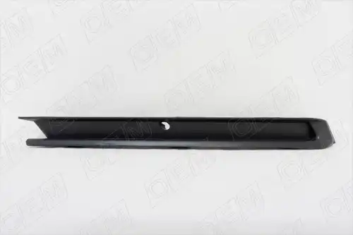 Решетка бампера OEM OEM1382L